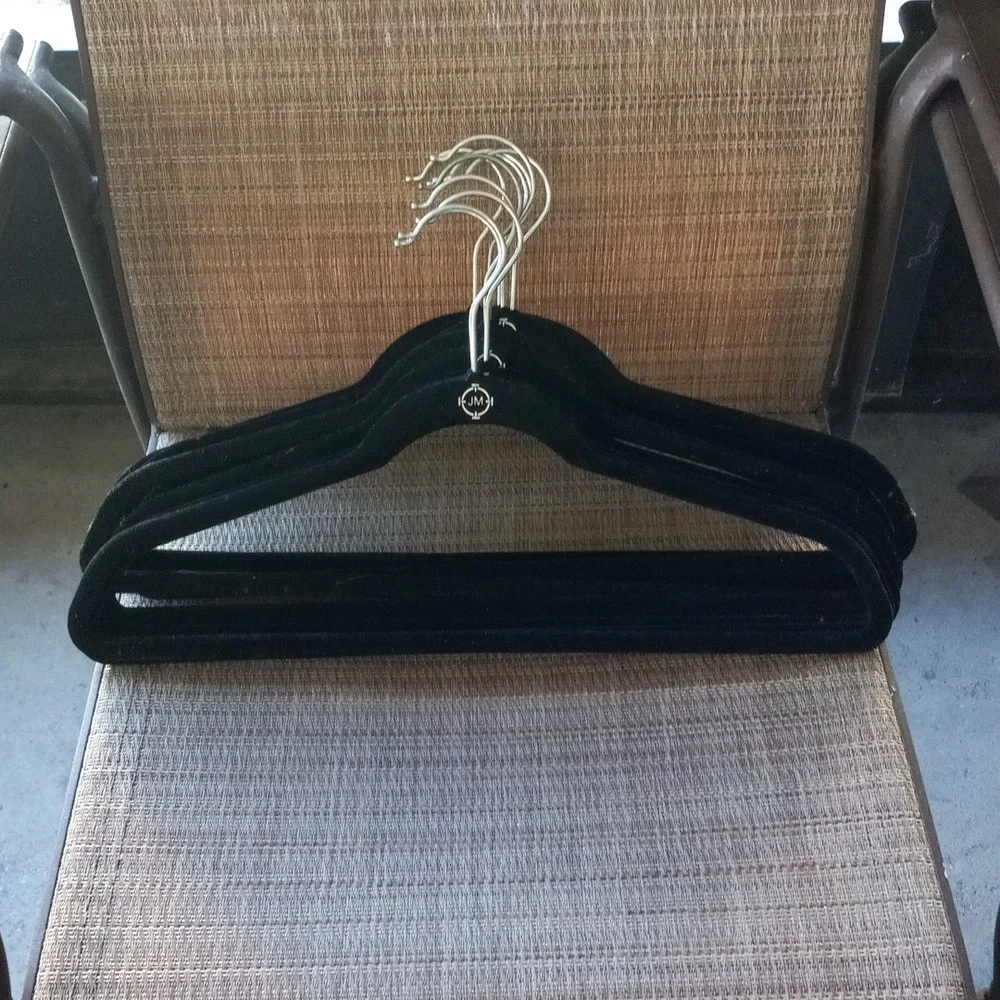 10 Black JM Velvet Hanger